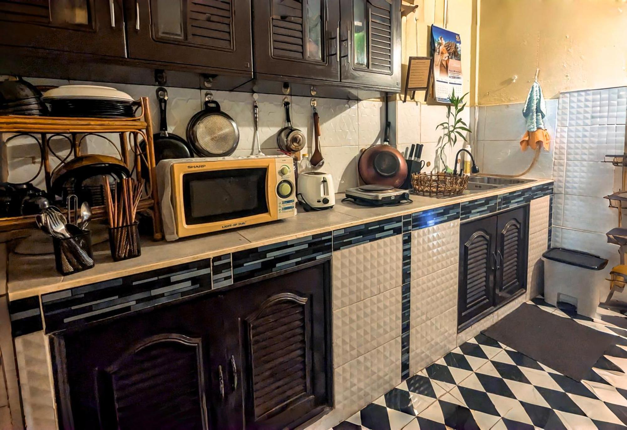Non Pakse Hostel & Coffee House Экстерьер фото